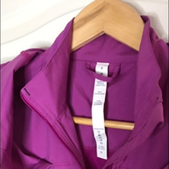 Lululemon Warm Up Vest - Picture 5 of 6